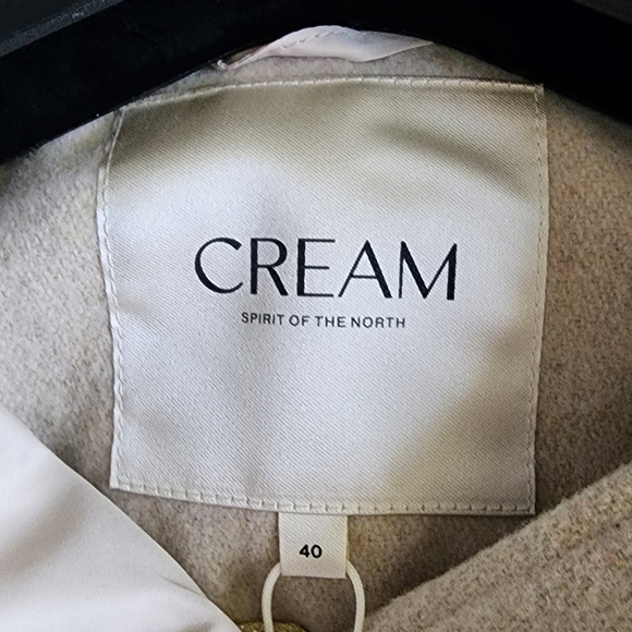 Winter coat - Picture 3 of 5